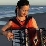 Julieta Venegas: “I am a love mythomaniac, I have idealized many people. Today I put friendship above romance”