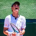 Nicolás Baena advances to the second round of Roland Garros Junior after a tough comeback