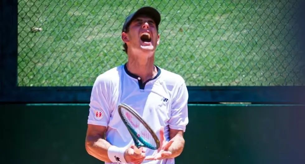 Nicolás Baena advances to the second round of Roland Garros Junior after a tough comeback