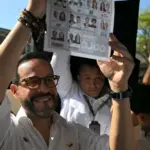 Colombia Elections 2026: Abelardo de la Espriella votes in Barranquilla surrounded by a crowd