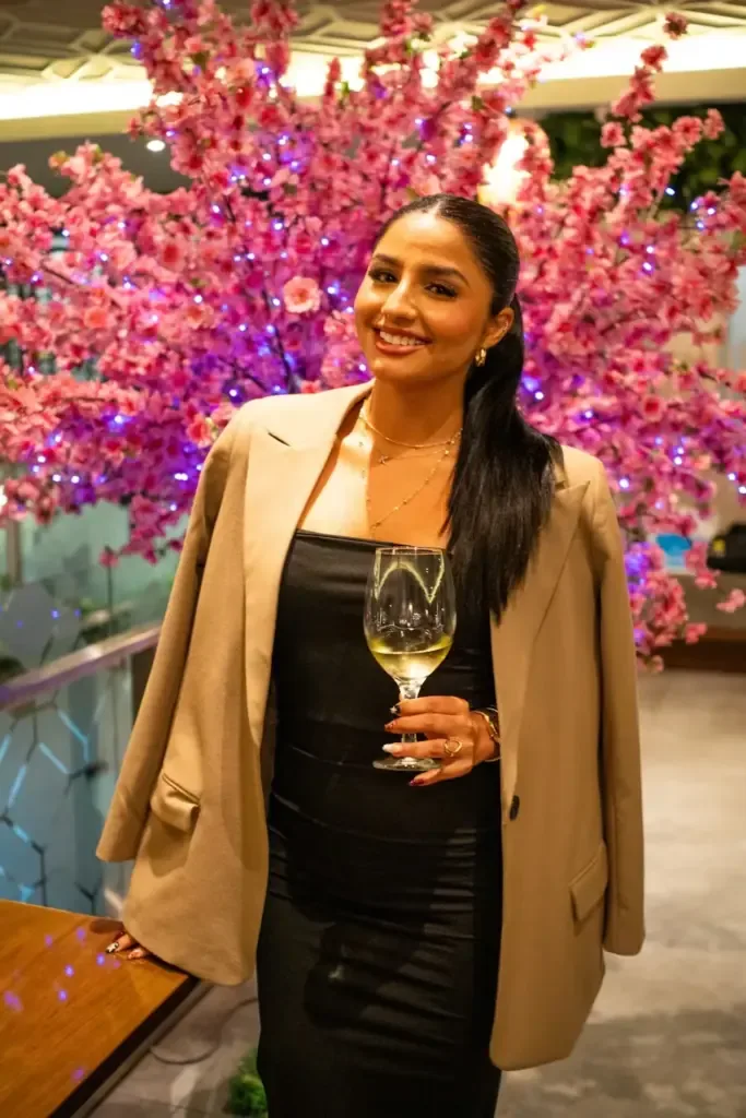 Influencer Kimberly Navarro was part of the exclusive event, which also featured live music.