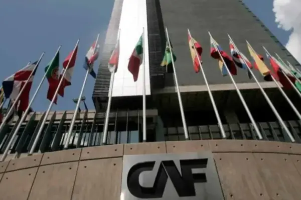 Moody's upgrades CAF's rating from Aa3 to Aa1