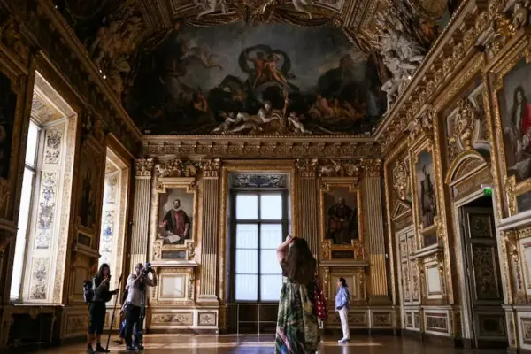 The heist room at the Louvre reopens to the public, but with nothing to steal
