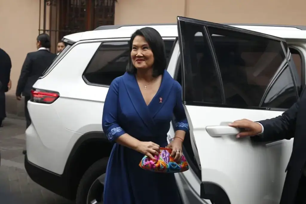 LIVE: Keiko Fujimori meets at the Ministry of Foreign Affairs with representatives of international delegations