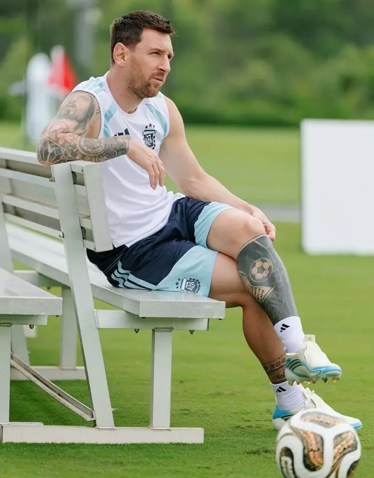 Lionel Messi during the last training of the Argentine national team before the match against England | Photo: @Argentina