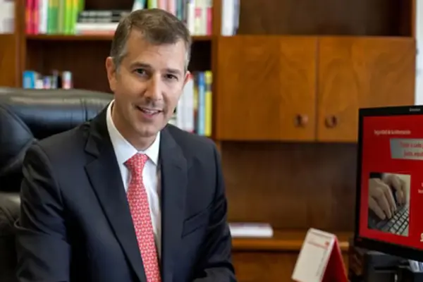 Miguel Uccelli Labarthe resigns from the position of general manager of Citibank Peru