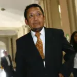 Absalón Vásquez received credentials as senator as alternate for Rafael López Aliaga
