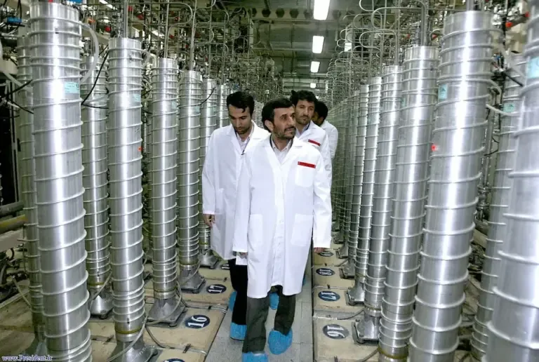 Then Iranian President Mahmoud Ahmadinejad visiting the Natanz uranium enrichment facilities on April 8, 2008. (Photo by HO / IRANIAN PRESIDENCY WEBSITE / AFP).