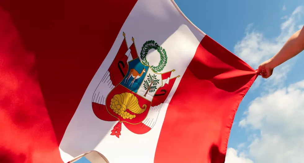 Phrases for July 28: ideas to congratulate and celebrate the National Holidays 2026