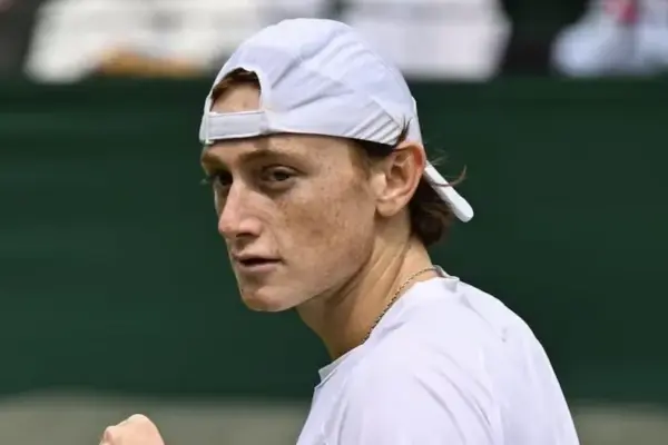 Ignacio Buse vs Vit Kopriva LIVE via Disney Plus: 1-1 and the third set is being played