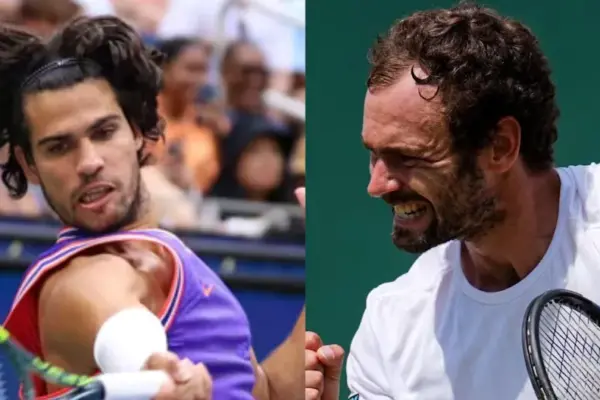 Carlos Alcaraz defeated Roman Safiullin 3-0 in the first round of the 2026 US Open