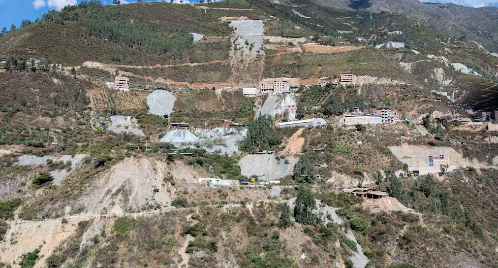 Export Sinkholes: This is the route of illegal gold from Pataz and Otuzco that ends in India and the United Arab Emirates