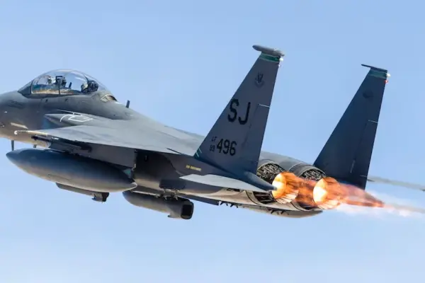 This is how Iran used drones as "eyes" to shoot down a U.S. F-15E: the tactic it learned from the war in Ukraine