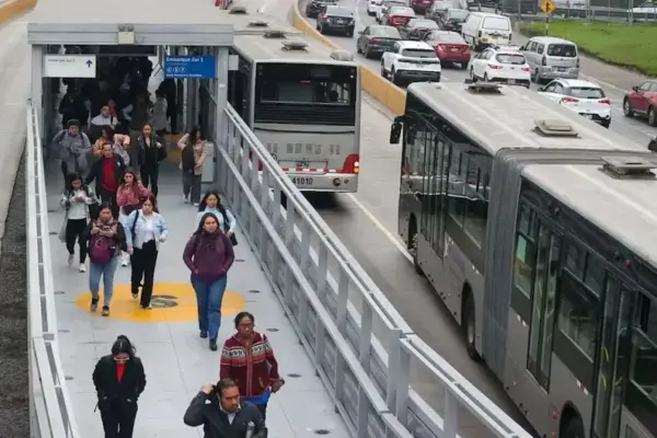 Are you traveling and an earthquake starts? This is how you should act in the Metropolitano, Metro, and corridors