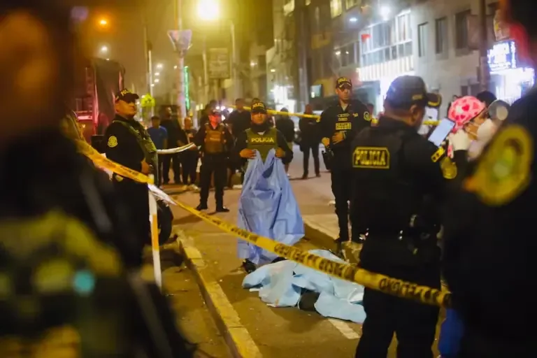 A criminal shot dead and another wounded after an attempted robbery of a businessman in Los Olivos with San Martín de Porres. (Photo: César Grados / @photo.gec)