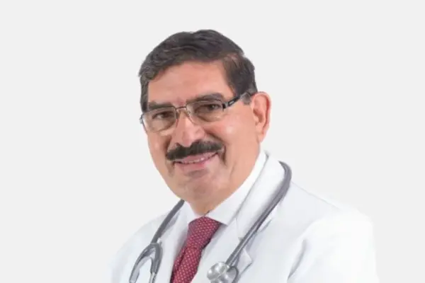 Peruvian doctor Edgar Amorín Kajatt closes an important chapter in his professional life