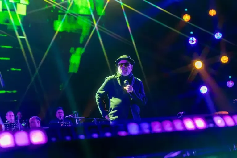 Rubén Blades found in Lima an audience willing not only to dance to his salsa but also to listen to the stories and reflections that run through his songs. (Photo: Giancarlo Ávila)