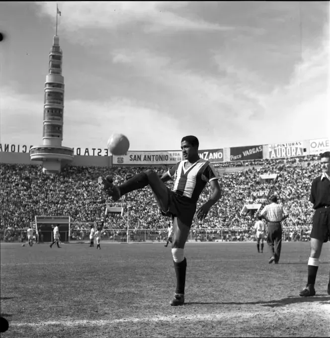Born in the heart of the íntimo club, Juan Joya scored 48 goals in 99 matches wearing the blanquiazul jersey. (Photo: El Comercio)