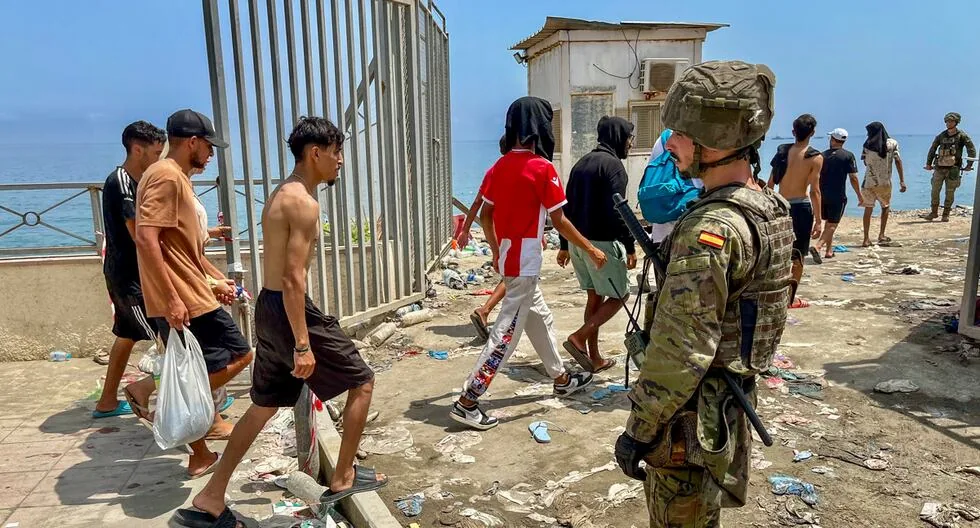 In Ceuta, a round trip for migrants, exhausted and hopeless
