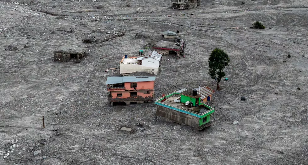 More than 800 dead and 3,048 missing in Nepal and Tibet due to the violent avalanche