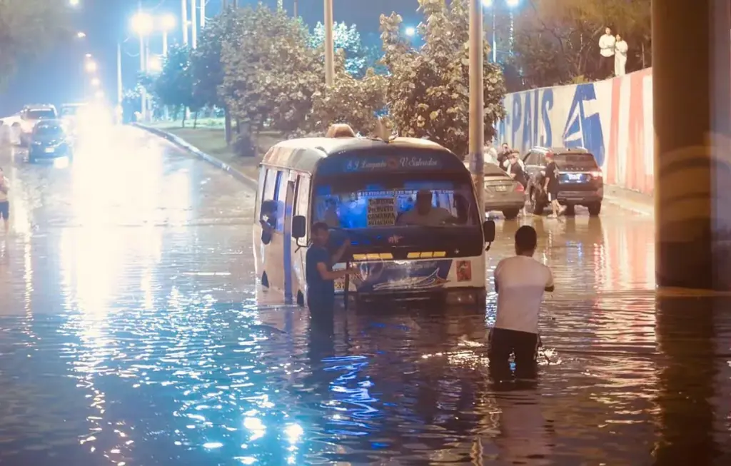 Rains in Lima LIVE: latest news after flooding and inundations in districts of the southern capital