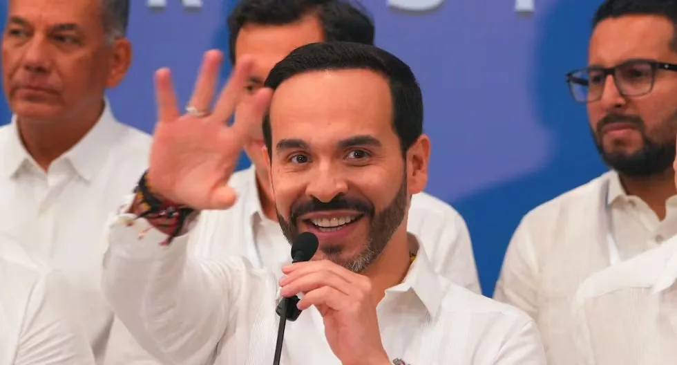 LIVE | Abelardo de la Espriella assumes the Presidency of Colombia in Cali