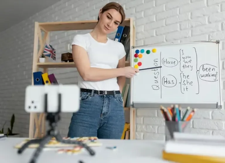 The use of artificial intelligence adapts to language teaching. (Photo: magnific.com)
