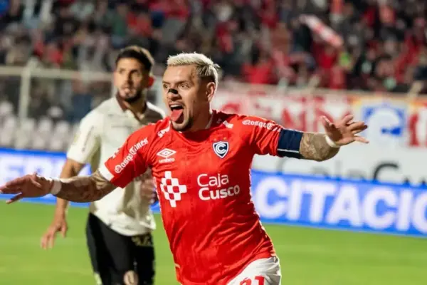 Cienciano cup winner humiliated U in their “hell”, bombarded them with long balls and won 2-0: what was not seen from the worst match of the Cúper era
