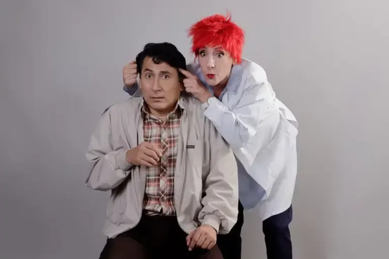 Sandra Bernasconi and Armando Machuca are part of the cast of I.D.I.O.T.A., a production that changes its tone as the experiment progresses. (Photos: Álvaro Dávila)