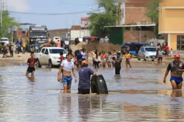 El Niño threatens the frontline of health: 4,393 facilities are at risk due to rains and floods