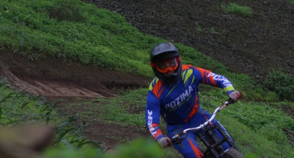 “It’s time to defend the home”: Arón Neuman, 16 years old, goes for the national downhill title this weekend in Pachacamac