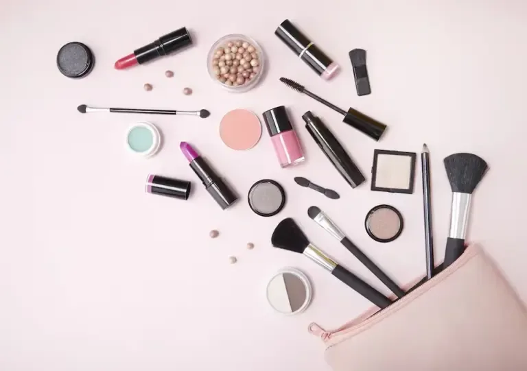 While consumption advances and the supply is renewed with hundreds of products, an unusual wave of Asian companies is entering the country, mainly with facial treatment and sun protection proposals.