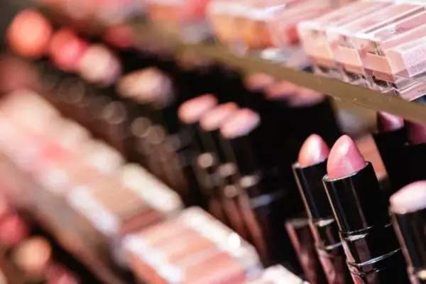 While Sephora and Kiko Milano wait, 70 new Asian companies have already entered the Peruvian market, why are the giants delaying?