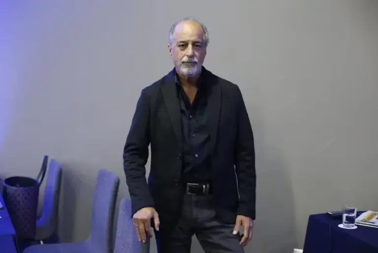 He is editor and senior vice president of The Philadelphia Inquirer, a newspaper founded in 1829 and one of the oldest continuously published newspapers in the Western Hemisphere. (Photo: César Campos - El Comercio)