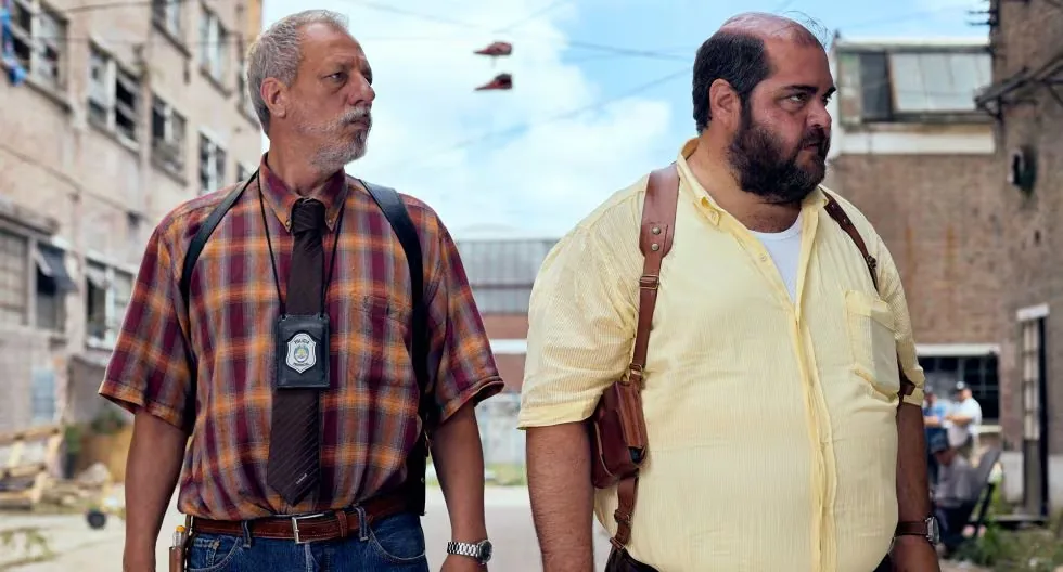 “Gutiérrez is mai neim”: loyal (and somewhat clumsy) police officers in a comedy that refreshes streaming