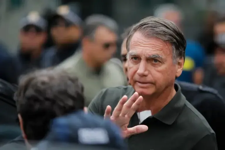 Former Brazilian president (2019-2022), Jair Bolsonaro, leaves DF Star hospital in Brasilia on September 14, 2025, after undergoing a series of medical exams. (Photo by Sergio Lima / AFP).