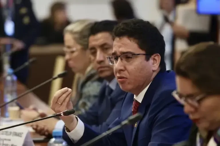 Frank Krklec, diputado por Renovación Popular.