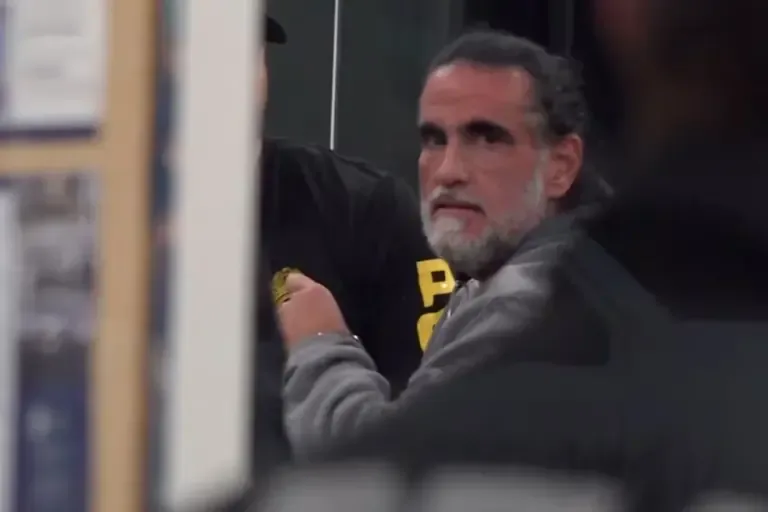 Colombian businessman Alex Saab escorted by DEA agents upon arrival at Opa-locka airport, Miami-Dade County, United States, May 16, 2026. (Antoni Belchi / EFE)