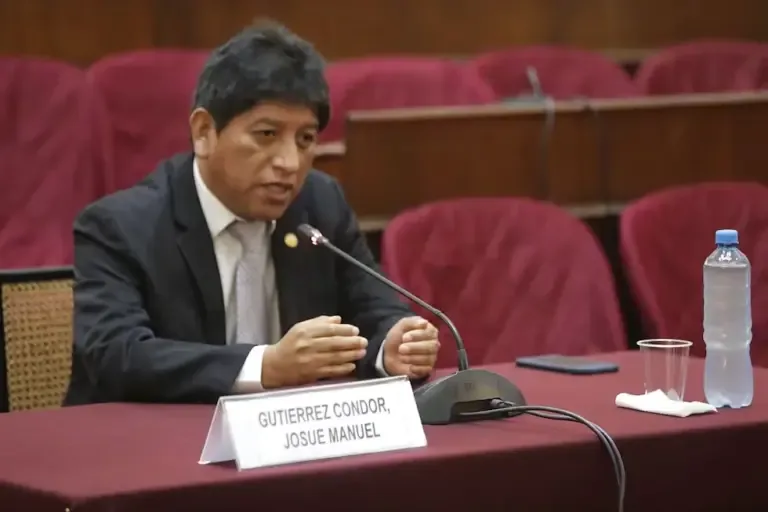 Josué Gutiérrez fue elegido como nuevo defensor del Pueblo. (Foto: Congreso)